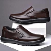 ราคา รองเท้าหนังสุภาพบุรุษ รองเท้าหนัง รองเท้าหนังสำหรับสุภาพบุรุษ ดีไซน์ทรงหัวแหลม ทันสมัยและดูดี Men Casual Shoes Leather Men Leather Shoes (19557886983)