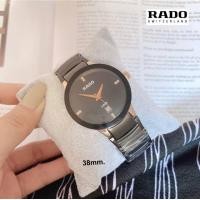 ราคา นาฬิกาข้อมือแฟชั่นดัง นาฬิกาสายเลส มีช่องบอกวันที่ ขนาดหน้าปัด 34 mm สินค้ามีถ่าน ผ้าเช็ค ถุงผ้าแถมให้นะคะ (8467666832)