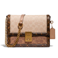 ราคา กระเป๋าสะพาย COACH แท้ รุ่นหรูจาก Shop Coated canvas หนังแท้ หนังวัวและหนังงูแท้ สายสะพายได้หลายแบบ COACH 89068 LEATHER HUTTON SHOULDER BAG IN BLOCKED SIGNATURE WITH SNAKESKIN Tan Sand (20537210255)