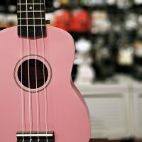 ราคา พร้อมส่ง เล่นได้จริง อูคูเลเล่ โซพราโน่ OverSpeed UK 21 ฟรี กระเป๋า ปิ๊ก ที่เก็บปิ๊ก UkuleleSoprano 21 นิ้ว (11852379201)