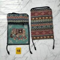 ราคา กระเป๋าลายช้าง กระเป๋าผ้าทอนากา ผ้าพื้นเมืองทางเหนือ กระเป๋าสายสะพายยาว กระเป๋าคล้องคอ กระเป๋าชาวดอย แต่งหน้ากระเป๋าลายช้าง (17471046477)