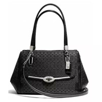 ราคา กระเป๋าถือ COACH แท้ รุ่นหรูจาก Shop ทรงสวย ผ้าลาย Coach Op Art สายหนังแท้ มีสายยาว สวยหรูมาก COACH 27848 MADISON OP ART PEARLESCENT MADELINE EAST WEST SATCHEL (11874420573)