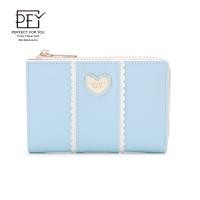 ราคา กระเป๋าสตางค์ผู้หญิง Perfect For You forever young กระเป๋าสตางค์ใบกลาง3 พับ กระเป๋าผู้หญิง 6116 001 (15877211340)