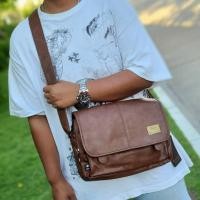 ราคา กระเป๋าสพายข้าง แบรนด์แท้ Three box ใส่ I pad ได้ หนัง PU กันน้ำอย่างดี ด้านในกรุสวยๆ ทนทานและดีไซน์ดีมากๆ (10905604562)