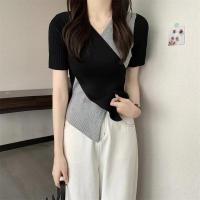 ราคา Cici 23187 เสื้อไหมพรมแขนสั้น คอวีสีทูโทนดีเทลไขว้หน้าให้ดู เอวS สวยเรียบหรู เริศ (16059153560)