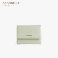 ราคา COCCINELLE กระเป๋าสตางค์ผู้หญิง รุ่น METALLIC สี CELADON GREEN (21007885657)