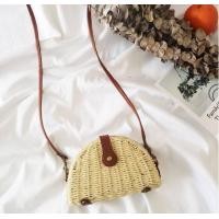 ราคา กระเป๋าสานตลับครึ่งวงกลม A71 กระเป๋าสะพายข้างผู้หญิง กระเป๋าแฟชั่นสไตล์เกาหลี (1636850287)