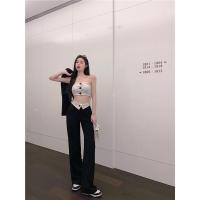 ราคา ชุดเซ็ทเสื้อเกาะอก เสื้อสูท กางเกงขายาวสีดำคลาสสิคมีแถบขาวสไตล์ เฟียสๆ เท่ๆ ขายแยกชิ้น (20564016490)