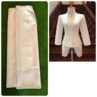 ราคา ชุดไทยจิตรลดาสีขาว ดำ สีขาวงาช้างเสื้อ ผ้าถุงป้ายตะขอฟรีไชร์อัดผ้ากาวทั้งชุด (11159829790)