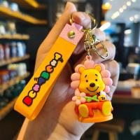 ราคา Hi Toy วินนี่พวงกุญแจรูปการ์ตูนน่ารักๆหมีพูลอตโซ่ตุ๊กตาพวงกุญแจจี้กระเป๋าคู่พวงกุญแจรถยนต์พวงกุญแจกระเป๋าลายสร้างสรรค์เสน่ห์อุปกรณ์เสริมพวงกุญแจช้อนส้อมมีดหมีพูห์วินนี่ (19777463199)