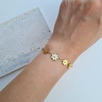 ราคา WELRY acc พร้อมส่ง สร้อยข้อมือลายดอกเดซี่ รุ่น Daisy (20905297210)