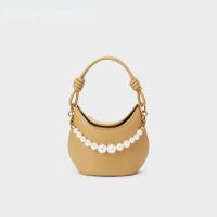 ราคา CHARLES and KEITH CK2 10270963 กระเป๋าทรงพระจันทร์เสี้ยวคลาสสิคมุก (20524094722)
