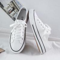 ราคา ใหม่ รองเท้าผ้าใบหุ้มข้อต่ำ สไตล์แฟชั่น เกาหลี รุ่นชายและหญิง 35 44 รองเท้าผู้หญิงสีขาวดำคลาสสิก ระบายอากาศได้ดี สวมใส่สบาย (19698595007)