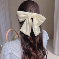 ราคา Korean Fashion Womens Large White Bow Hair Clip 2023 New Elegant hair Clamp Hair Accessories (20294490967)