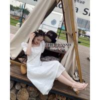 ราคา เดรสยาวแขนตุ๊กตา M 2XL ชุดใส่ทำบุญ ลูกไม้สีขาว ชุดขาว เดรสขาว ชุดไปวัด เดรสคอเหลี่ยม เดรสพลางหุ่น ใส่แล้วผอม ลูกไม้ ฉลุ งานป้าย The Classic (12436117999)