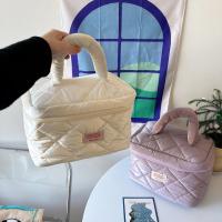 ราคา พร้อมส่ง กระเป๋า makeup bag (19276157935)