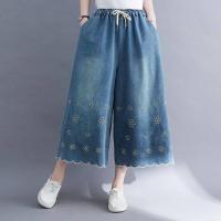 ราคา Plus size Summer 7 Points Length Flower Embroidered Denim Capri Pants Wide Leg Cropped Jeans (11885401641)