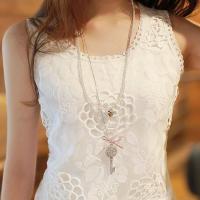 ราคา เสื้อชั้นในสตรีผ้าลูกไม้ลายดอกเสื้อกั๊กสีขาวเปิดไหล่ลำลองสำหรับฤดูร้อน (17019450290)