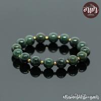 ราคา อาเป่า หินหยกพม่า แท้ 100 โทนเข้ม แต่งด้วยแร่เฮมาไทต์ Jade Hematite ขนาด 10 มิล คัดหิน เจ้าแห่งหินมีค่า กำไลหินสี กำไลหินนำโชค หยกเขียว (893896393)