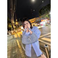 ราคา กระเป๋ายีนส์สะพายข้าง (19340579182)