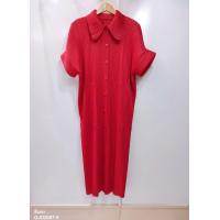 ราคา ใหม่ สีแดงรับตรุษจีน 2MUAY รุ่น GJO2087 COLLAR BUTTON FRONT PLEAT DRESS เดรสอัดพลีทงานคุณภาพ 9สี FREE SIZE (21335540233)