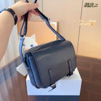 ราคา หนังแท้ Loewe กระเป๋าพร้อมสายสะพายไหล่กระเป๋าหิ้วอเนกประสงค์สำหรับเด็กผู้ชายเดินทางระดับไฮเอนด์และทันสมัย (20783089270)