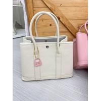 ราคา กระเป๋าถือ สะพายข้าง GD 30 Togo (20675579872)