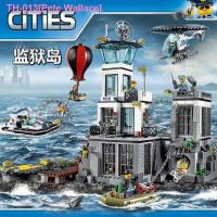 ราคา Pete Wallace Compatible with lego city series boys assembled building blocks present outbreak ambulance hospital building headquarters (19792123854)
