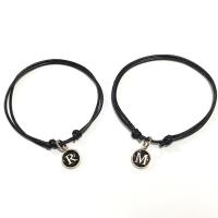 ราคา COD กำไลเชือก สร้อยข้อมือเชือก กำไลคู่ กำไลคู่รัก ห้อยจี้ตัวอักษรA Z จี้สีดำ (19715454408)