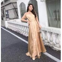 ราคา แม็กซี่เดรสยาวผ้า Satin Valentino สวยหรูด้วยลายดอกปักกลิตเตอร์วิ้ง (535508609)