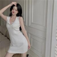 ราคา มินิเดรสผ้าไหมพรมknit เนื้อผ้าดียืดเยอะได้เยอะ โทนสีเอิร์ธโทนใส่ง่ายมาก มินิเดรสไหมพรม มีกระดุมหน้า (16307459224)