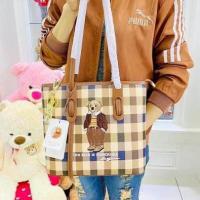 ราคา TTWN BEAR กระเป๋า tote bag น้องหมีลายสก๊อต มีพวงกุญแจ รุ่น TN 2432 พร้อมส่ง ของแท้ค่ะ (20387723532)