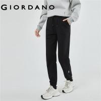 ราคา GIORDANO Women Joggers 100 Cotton Badge Athleisure Joggers Drawstring Elastic Waist Simple Fashion Casual Joggers 18414092 (21345229528)