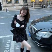 ราคา มินิเดรสแขนยาวกระโปรงสั้นลายลูกไม้มีสีดำและขาวผูกโบว์ เดรสเอวสูงสไตล์เกาหลี ผ้าบางเบาใส่สบายมีปลายทาง (12324269634)