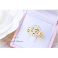 ราคา ManeeNopparut มณีณพรัช แหวน โอมทอง ล้อมเพชร รุ่น RW045 (118375524)