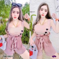 ราคา TW15921 set 2 ชิ้น เสื้อครอปสายเดี่ยวลายหัวใจ กางเกงอัดพลีทขาสั้น สายผูกเอว Set of 2 pieces crop top with heart pattern pleated shorts waist tie (10038433845)
