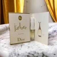 ราคา ของแท้ น้ำหอม พร้อมส่ง น้ำหอม น้ำหอมพกพา น้ำหอมขนาดทดลอง น้ำหอมเทสเตอร์ น้ำหอมเทส ขนาดทดลอง 2ML (20744202210)