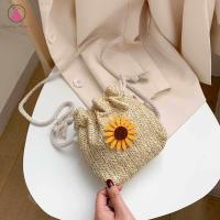 ราคา กระเป๋าถือสะพายข้างทอขนาดเล็กลายดอกทานตะวันมีฟางกระเป๋าหูรูดสะพายไหล่สำหรับผู้หญิง (17483176378)