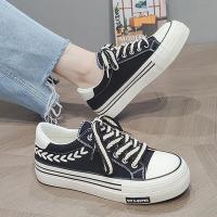 ราคา K T SHOES ส่งจากไทย ผู้หญิงรองเท้ากีฬาลำลองรองเท้าผ้าใบรองเท้าสีดำและสีขาว 2 สีรองเท้าผ้าใบรองเท้าผ้าใบผู้หญิง (18710974852)