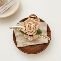 ราคา คลิปหนีบผม ดอกกุหลาบ สไตล์ชาแนลสำหรับผู้หญิง (21328060725)