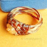 ราคา แหวนหางช้าง แหวนมงคล ปลอกเก้าสีขาวสีโค้ก ถักหัว แท้100 (19511882205)