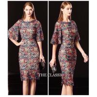 ราคา M 2XL The classic korea design presents เดรสปักทอง แขนบาน ใช้ผ้าลูกไม้เนื้อดีปักลายดอกไม้ แต่งประดับปักทับด้วยไหมดิ้นทองปักลายกุญแจ (17730293815)
