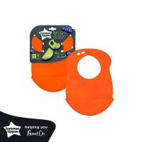 ราคา ผ้ากันเปื้อนแบบยางพร้อมที่รองกันเปื้อน Tommee Tippee Roll Go (4207226358)