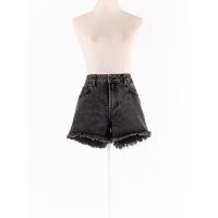 ราคา MNG กางเกงยีนส์ขาสั้น กระดุมซิปหน้า ป้ายแบรนด์ระบุไซส์ EUR 40 Preloved (20665044791)