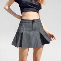 ราคา Closet Crush Tennis skirt with striped pattern Grey กระโปรงทรงเทนนิสแพทเทิร์นลายทาง (21276601568)