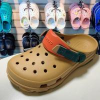 ราคา รองเท้า crocs แท้ CLASSIC ALL TERRAIN CLOG รองเท้าครอส รองเท้าครอสแท้ ใหม่รองเท้าผ้าใบลําลองสําหรับผู้ชายสไตล์คลาสสิคเหมาะกับการเล่นกีฬา (19188659796)
