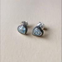 ราคา Heart Blue Topaz Vintage Earring ต่างหูหัวใจบลูโทพาสวินเทจ ใส่ได้บ่อย ตัวเรือนเงินแท้ 925 (19758792954)