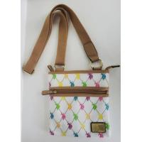 ราคา กระเป๋า U S Polo Assn กระเป๋ามีลวดลายสีสันสดใส Size 8 x 8 กระเป๋าซิปด้านนอก ช่องซิปด้านบน สายสะพายข้างสีเบจปรับระดับได้ กระเป๋าบุด้วยผ้าโพลีเอสเตอร์สีเบจ สภาพสวยใหม่ พร้อมใช้งาน (20555115699)