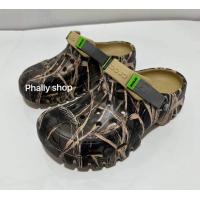 ราคา รองเท้า crocs รุ่นใหม่สำหรับผู้ชายสินค้าใช้ดีสินค้าตรงปกส่งเร็ว (19399220175)
