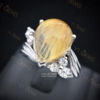 ราคา แหวนแก้วไหมทอง ทรงหยดน้ำ ข้างเพชร แหวนเงินแท้ ชุบทองคำขาว แก้วไหมทองแท้ YTG 11678 (15091895886)